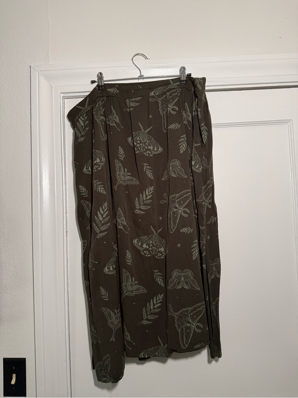 Disturbia Moth Skirt size 16